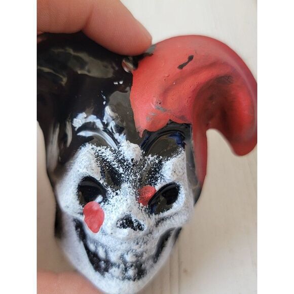 Plastic Skeleton Jester clown Halloween decor - Picture 3 of 4